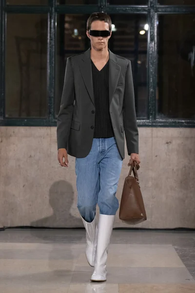 Look 41